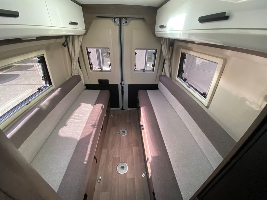 2026 Ford Transit Custom - image 13