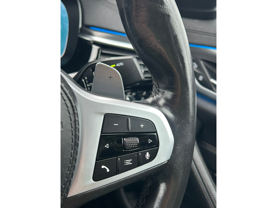 2021 BMW 5 Series  €29,950