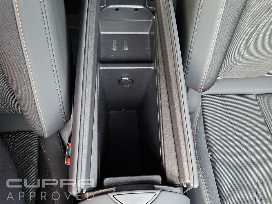 2025 Cupra Tavascan - image 31