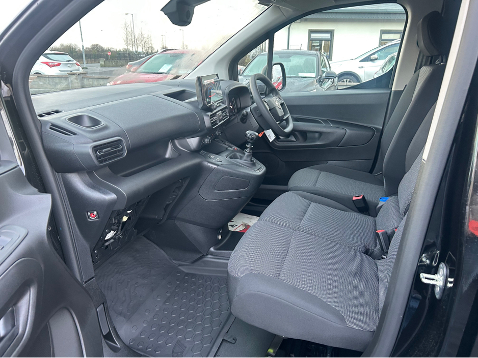 2026 Citroen Berlingo LWB 1000kg, ex vat €23,984