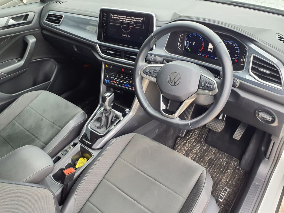 2023 Volkswagen T-Roc 2.0 TDi Sport DSG 150PS €30,950