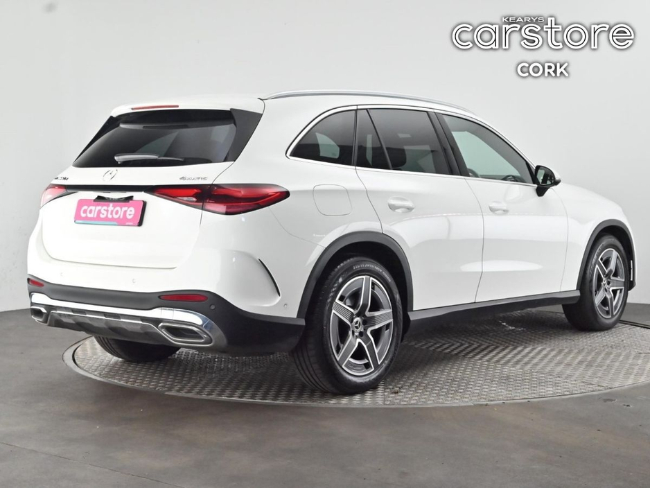2023 Mercedes-Benz GLC Class - image 5
