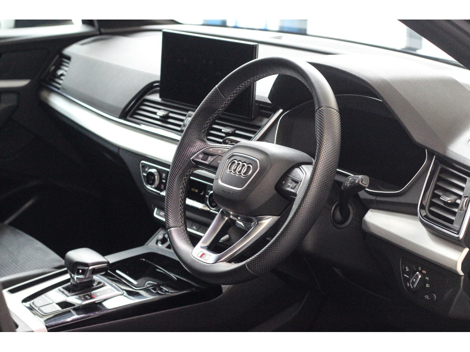 2023 Audi Q5 - image 14