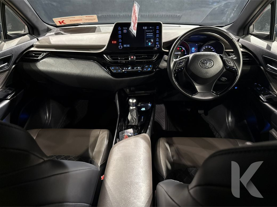 2020 Toyota C-HR - image 15