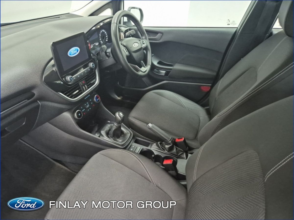 2023 Ford Fiesta - image 4