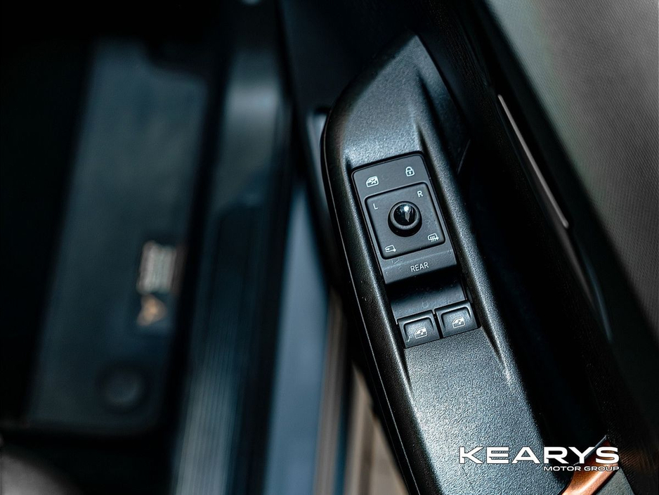 2022 Cupra Born - image 15