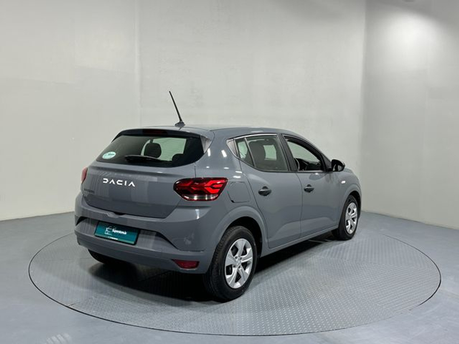 2024 Dacia Sandero - image 7