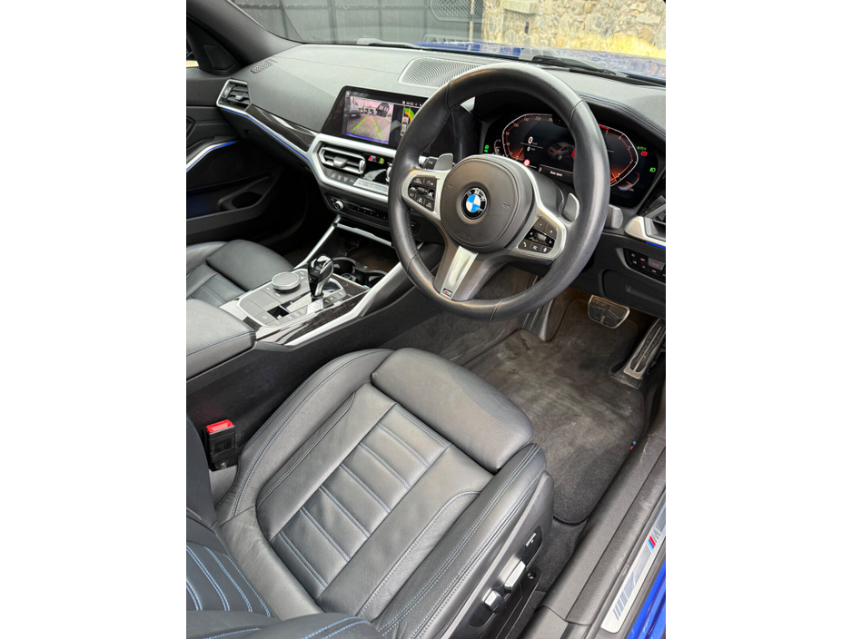 2019 BMW 3 Series - image 19