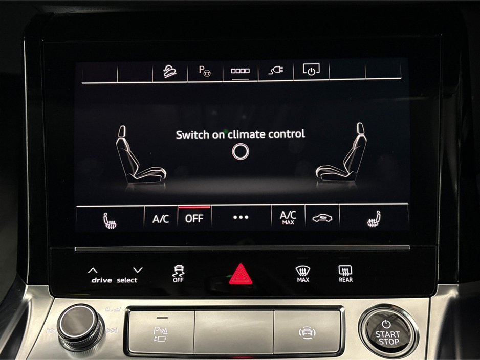 2023 Audi e-tron - image 37