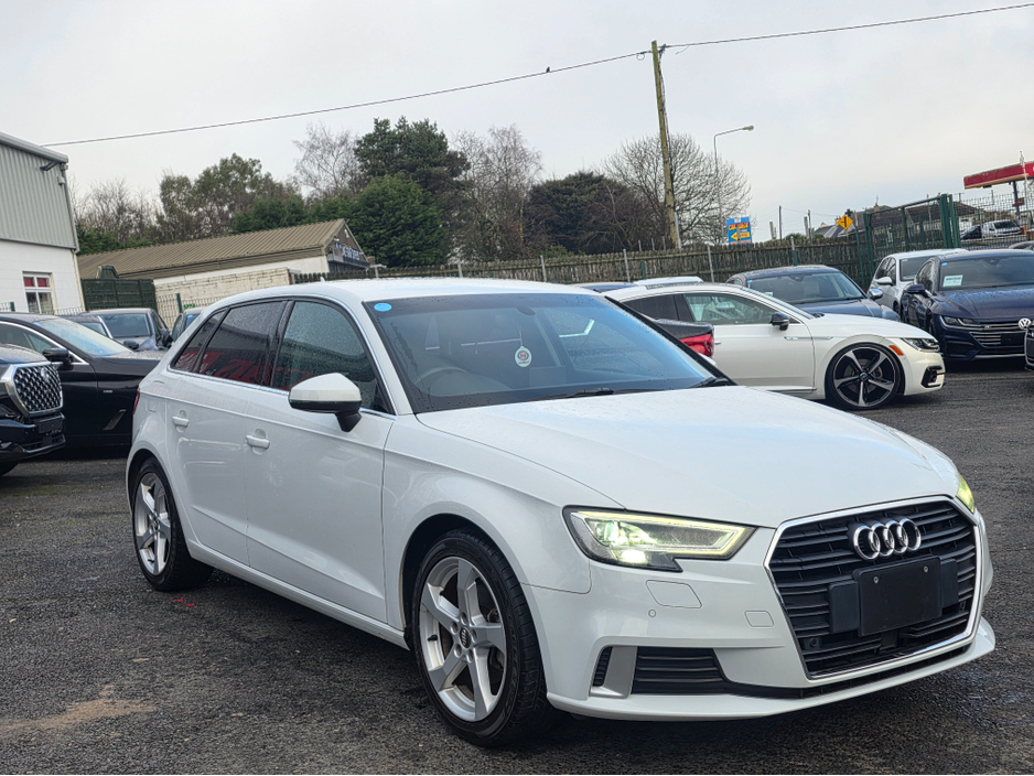 2017 Audi A3 SPORTS EDITION 1.4 TFSI  VIRTUAL COCKPIT - NAVIGATION -CARPLAY ANDROID AUTO - REVERSING CAMERA / PARKING SENSORS - DRIVE MODE €18,500