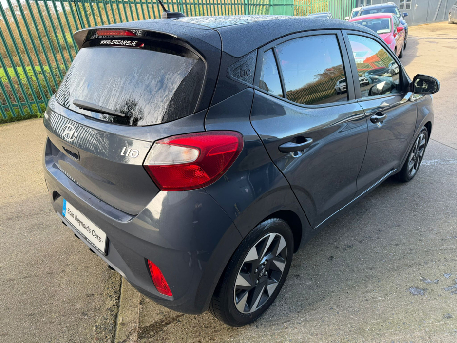 2023 Hyundai i10 - image 6