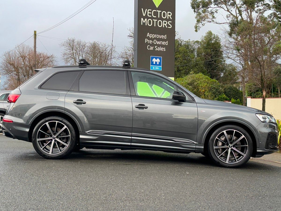 2022 Audi Q7 55 TFSIe S-LINE PHEV FACTORY ELECTRIC TOW BAR €59,995