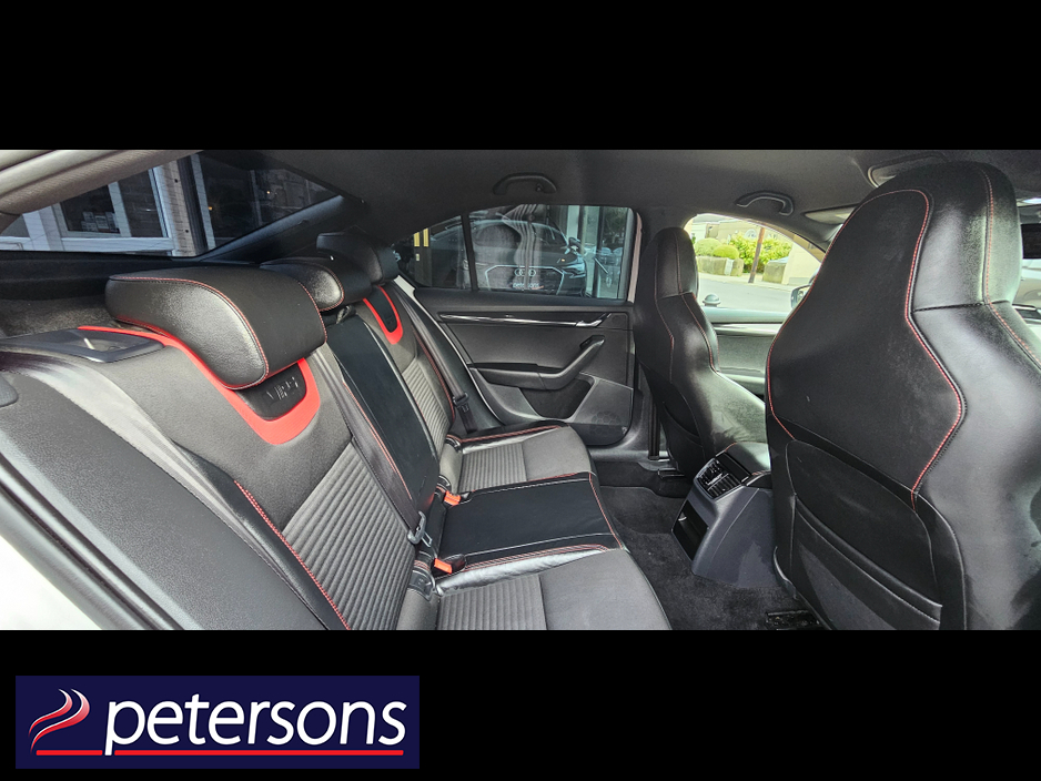 2016 Skoda Octavia - image 13