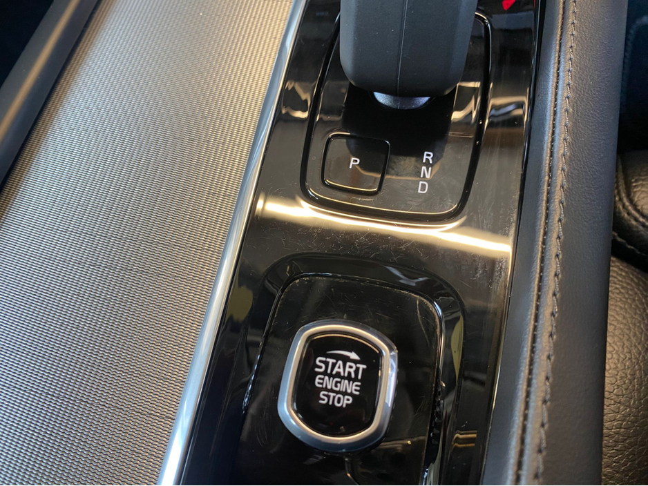 2023 Volvo XC90 2.0 T8 CORE 455BHP 5DR 7S €54,950