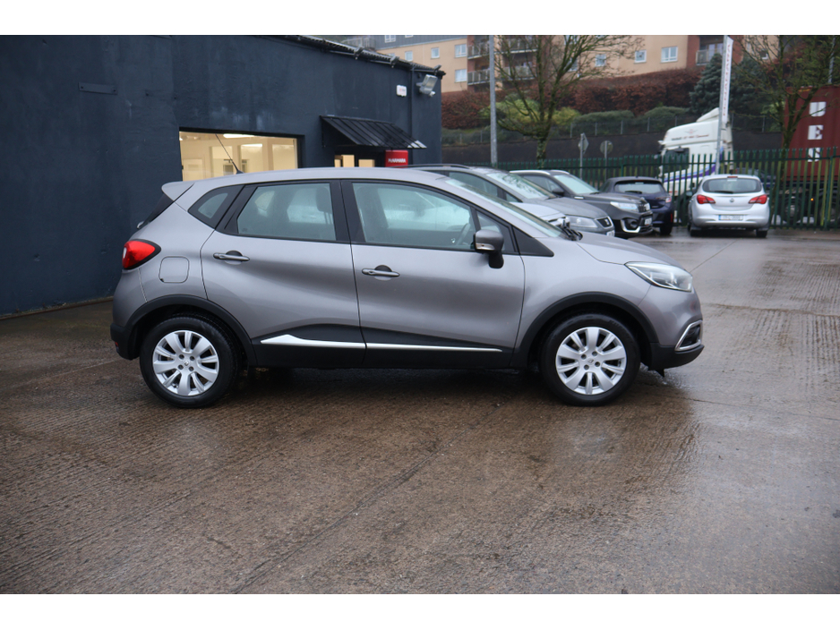 2014 Renault Captur LIFE 1.5 DCI Low Mileage Exceptional Condition! €8,495