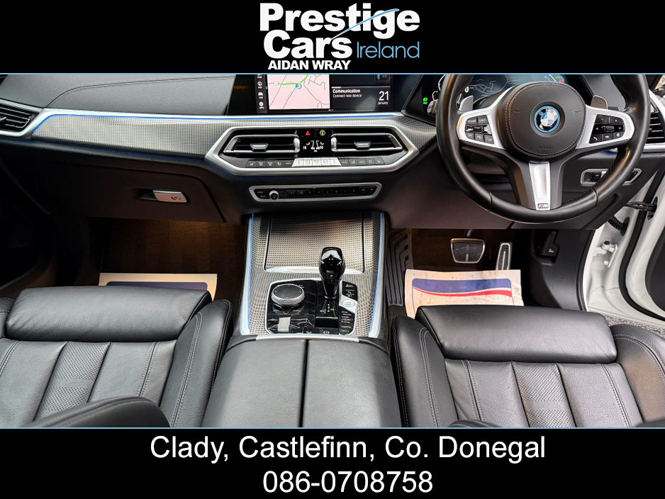 2022 BMW X5 XDRIVE 45E M SPORT AUTO,M PERFORMANCE BODY KIT,ALPINE WHITE,PLUS PACK,TECH PACK,HEAD UP DISPLAY,HEATED LEATHER,APPLE CAR PLAY,ADJUSTABLE SUSPENSION,CAMERAS,FACTORY UP GRADED BRAKES,FBMWSH,HIGH SPEC €64,950