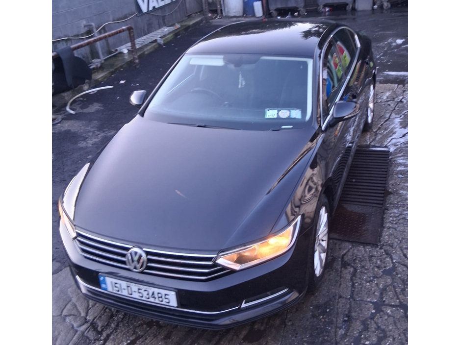 2015 Volkswagen Passat - image 17