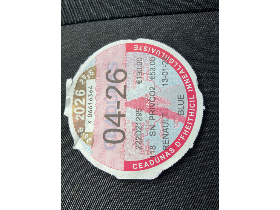 2022 Renault Clio - image 9