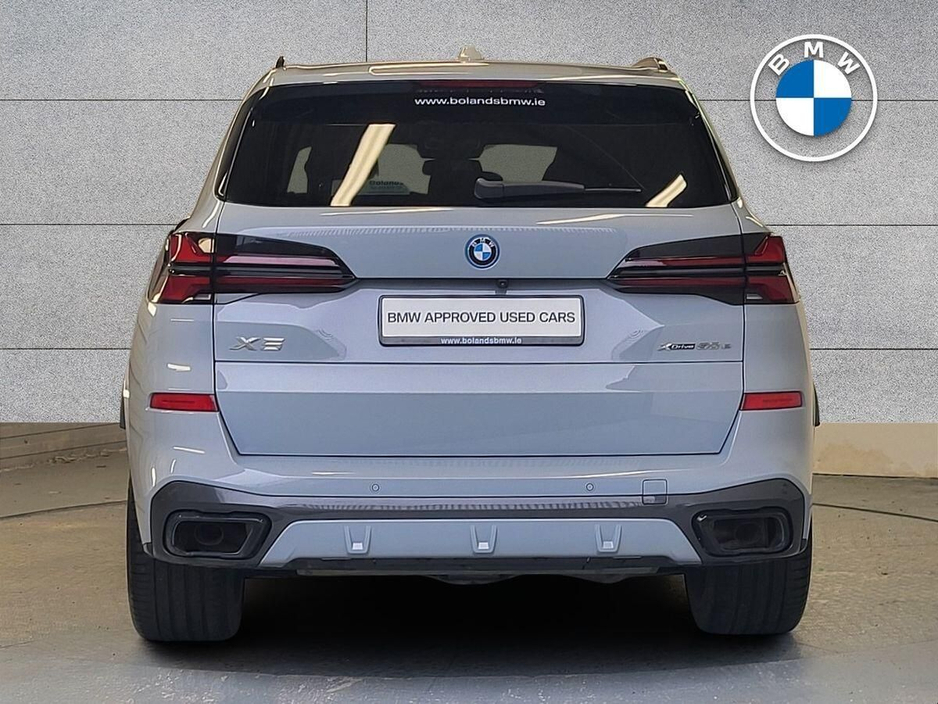 2024 BMW X5 - image 15