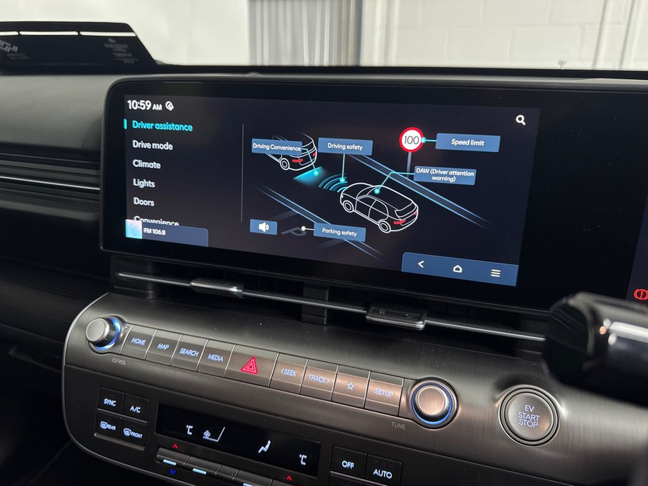 2025 Hyundai Kona - image 19