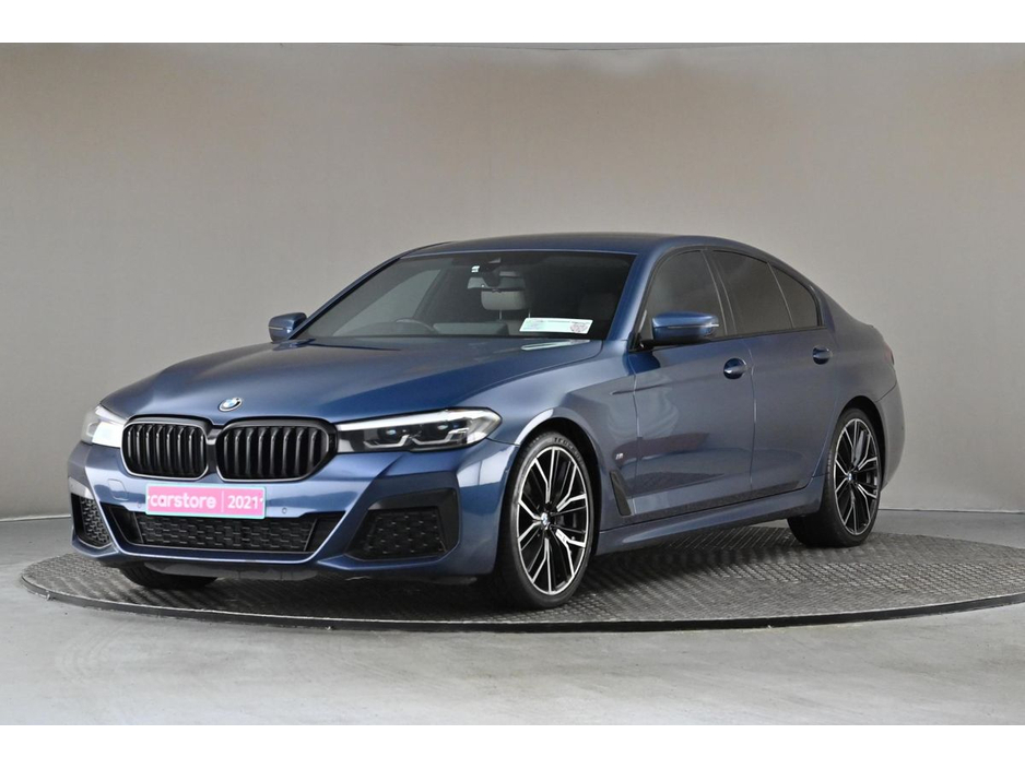 2021 BMW 5 Series - image 3