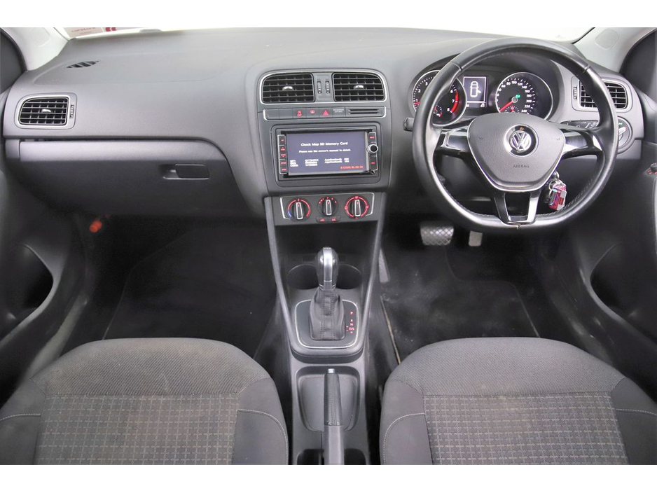 2017 Volkswagen Polo - image 14