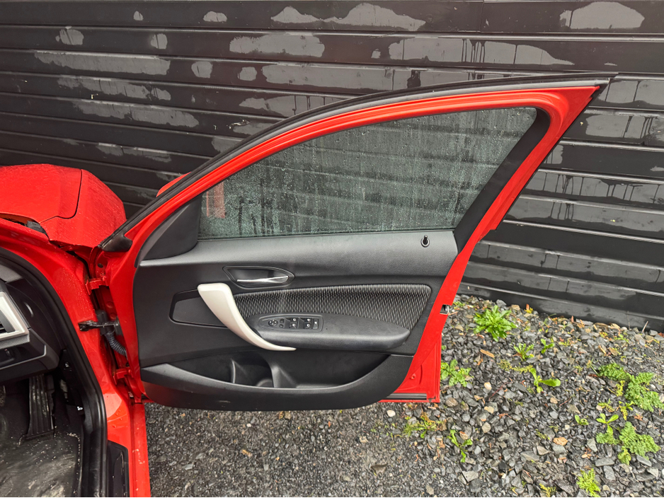 2014 BMW 1 Series *116i AUTO 5DR* €12,995