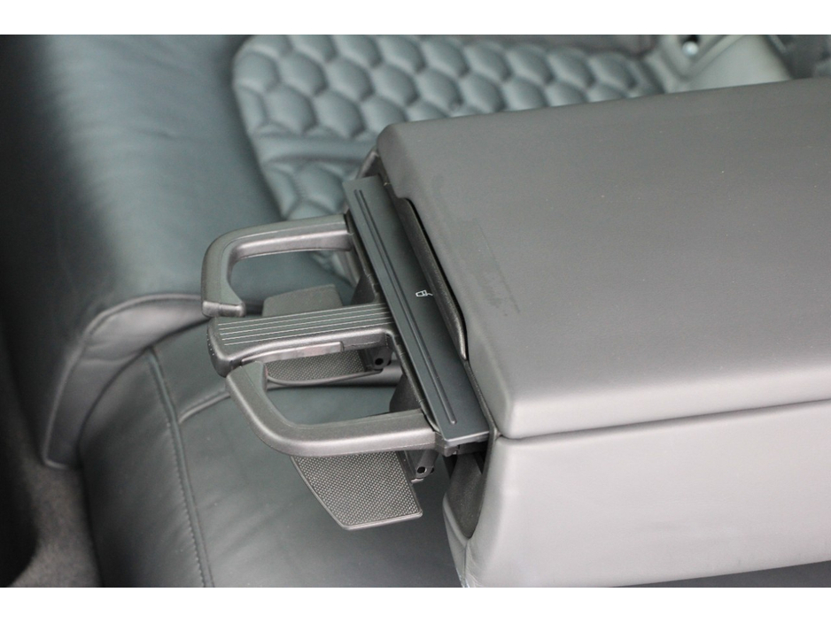 2016 Audi RS6 - image 22