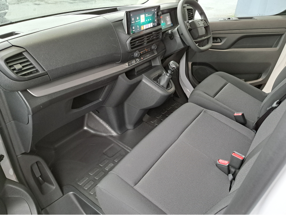 2026 Opel Vivaro KOMFORT L2H1 1.5TD 120BHP