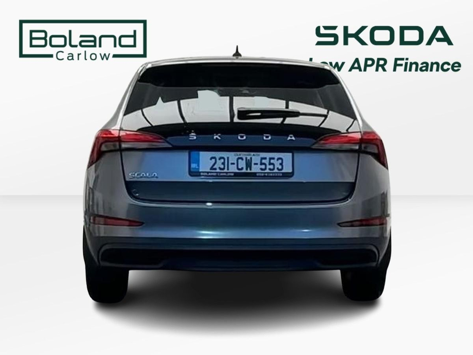 2023 Skoda Scala - image 12