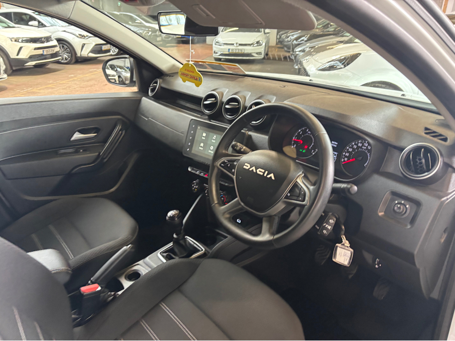 2023 Dacia Duster - image 16