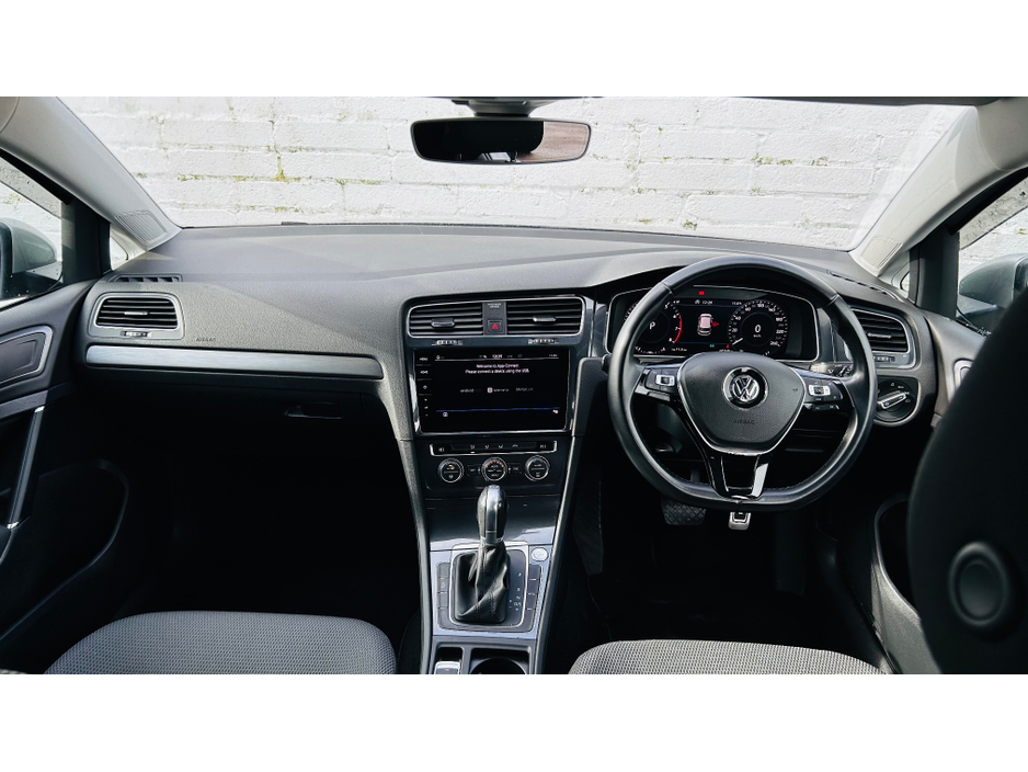 2019 Volkswagen Golf NCT '27 ++ AUTOMATIC PETROL ++WITH REVERSE CAMERA €20,450