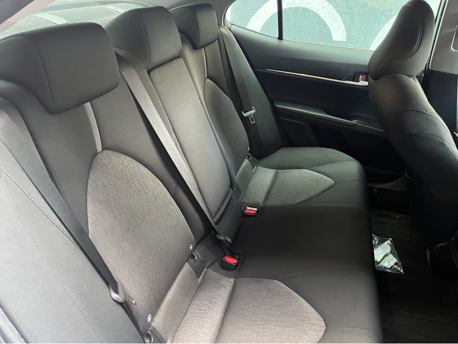 2021 Toyota Camry 2021 TOYOTA CAMRY 2.5L HYBRID / 98K KMS / ADAPTIVE CRUISE CONTROL, REVERSE CAMERA & MORE €28,950