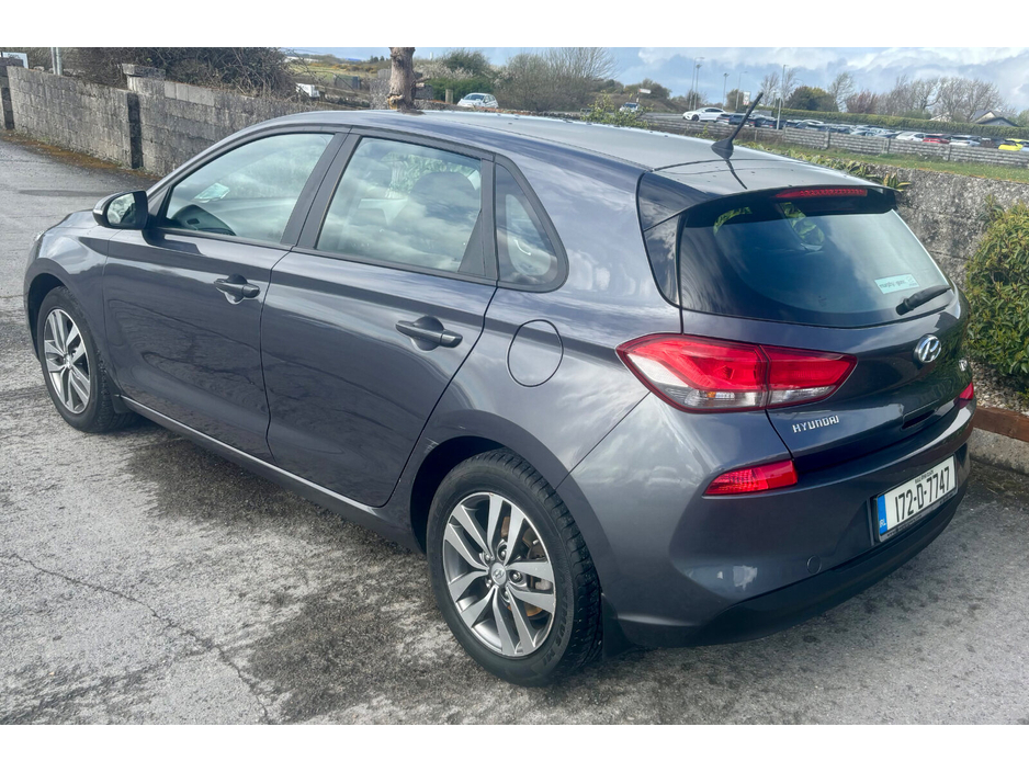 2017 Hyundai i30 - image 4