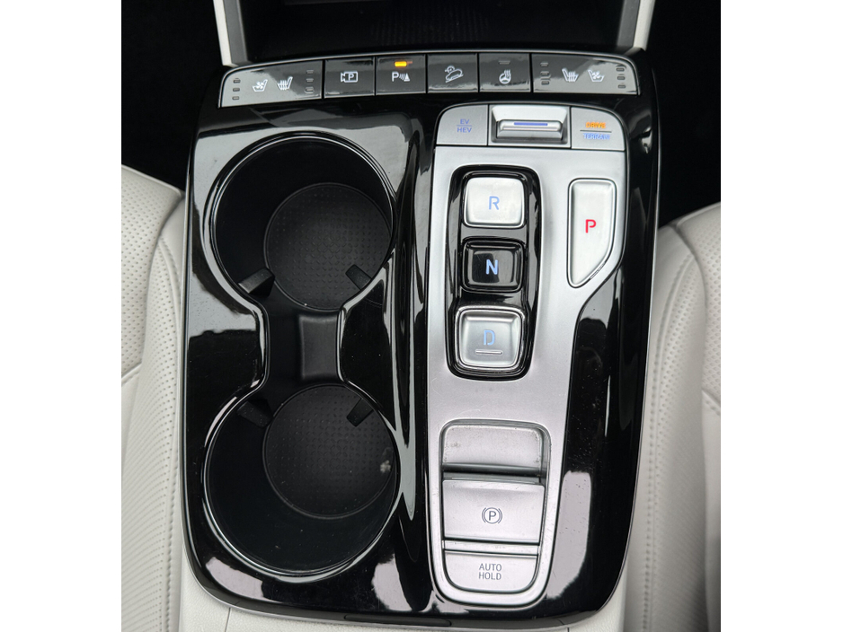 2023 Hyundai Tucson - image 18