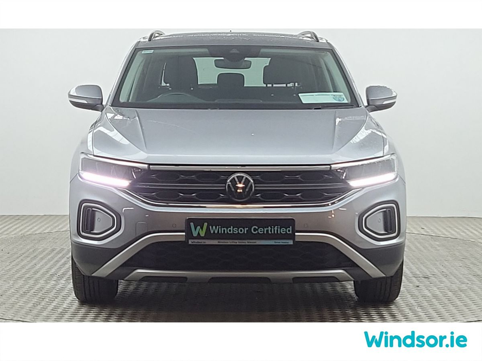 2022 Volkswagen T-Roc - image 9