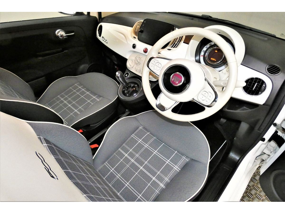 2018 Fiat 500 - image 13