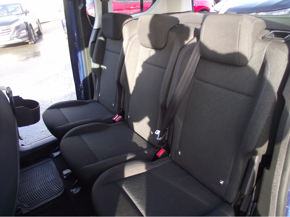 2019 Peugeot Rifter ALLURE 1.5 HDI 100PS 5DR MPV €17,950