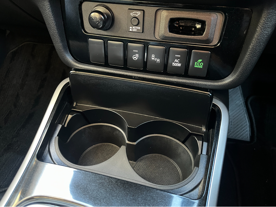 2020 Mitsubishi Outlander G 4WD HYBRID PLUG IN AUTOMATIC 2.4 PETROL //HIGH SPEC//LOW MILES//HALF LEATHER HEATED ELECTRIC SEATS//HEATED STEERING WHEEL// €24,950