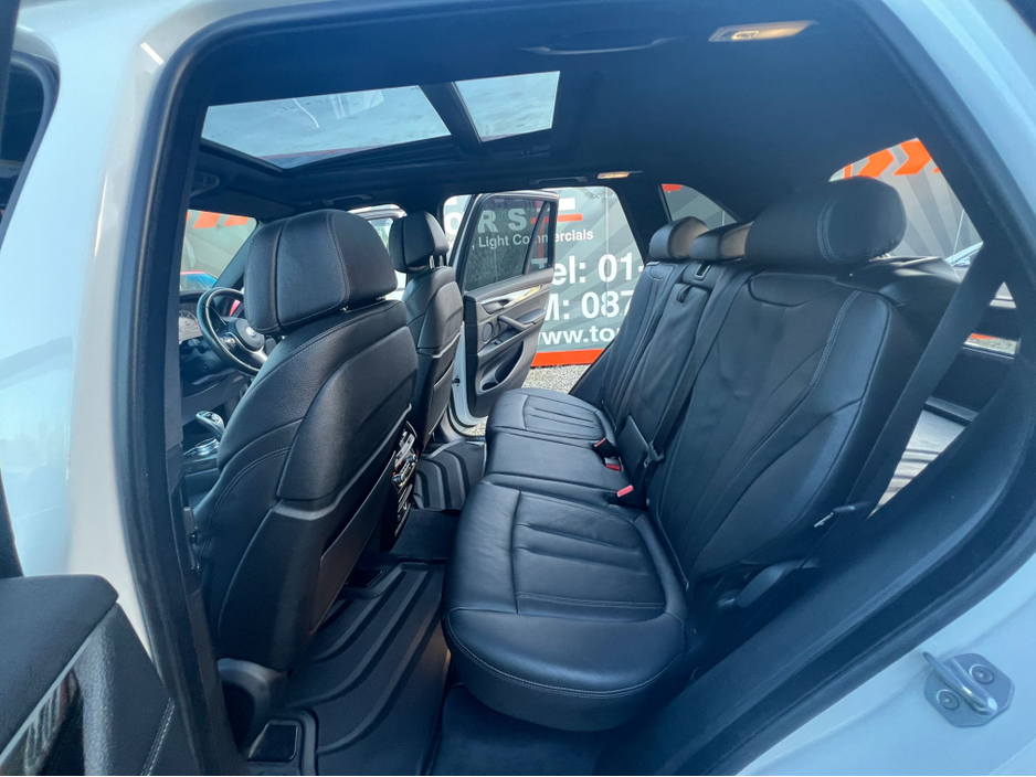 2017 BMW X5 - image 12