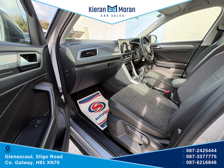 2022 Volkswagen T-Roc - image 13