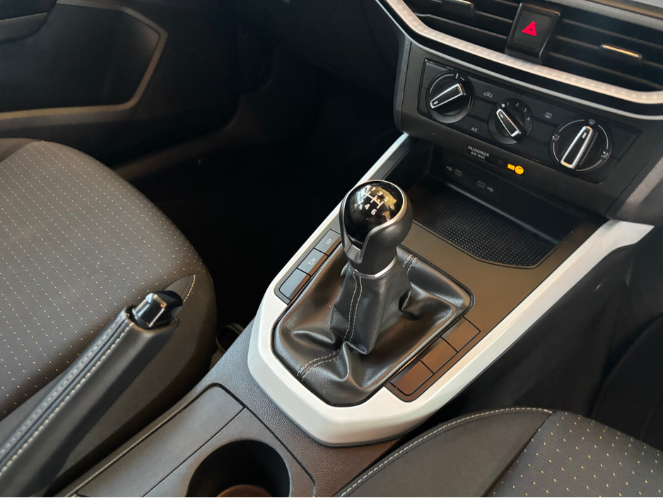 2023 SEAT Arona - image 15