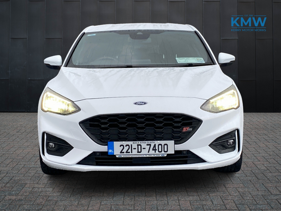 2022 Ford Focus ST-Line 1.0 MHEV 125BHP.. 18 Alloys and Camera €23,500