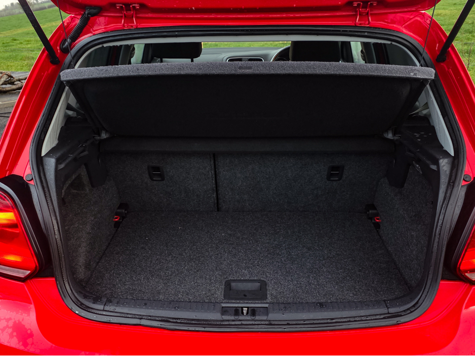 2015 Volkswagen Polo 1 year warranty Volkswagen Polo 1.2 Comfortline Auto €10,950