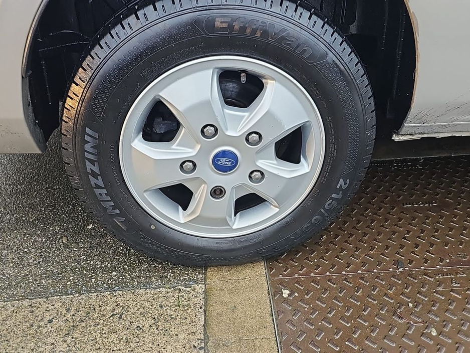 2016 Ford Tourneo 9 SEATS, TOURNEO CUSTOM, NEW WET BELT, 310 LWB, NEW NCT, FINANCE, WARRANTY, 5 STAR REVIEWS €23,495