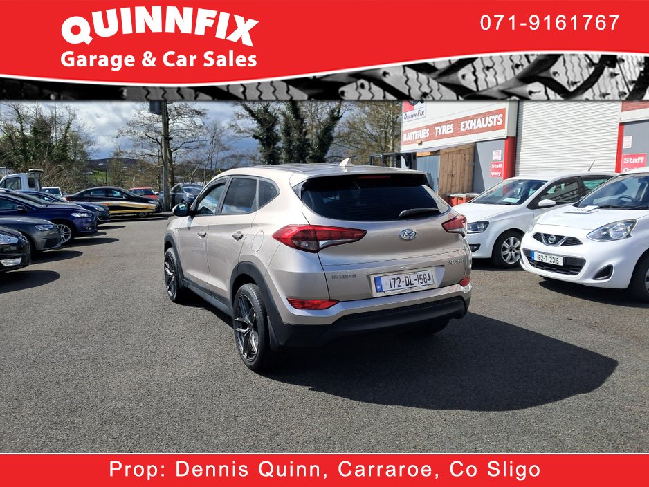 2017 Hyundai Tucson - image 3