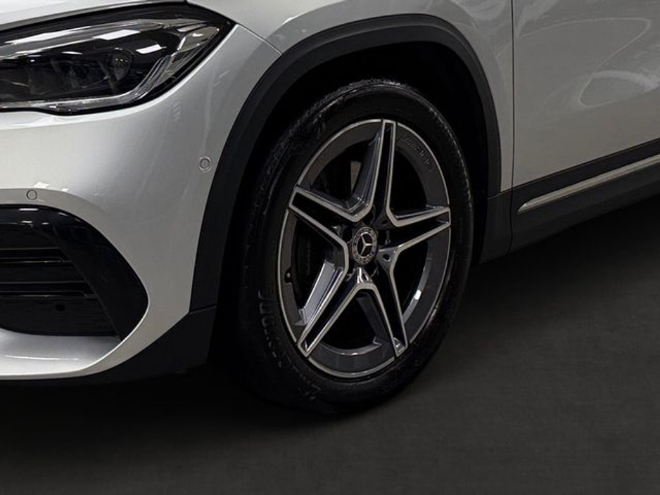 2021 Mercedes-Benz GLA Class - image 10
