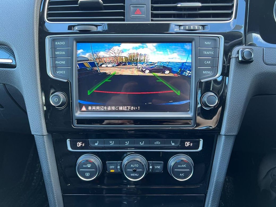 2016 Volkswagen Golf - image 7