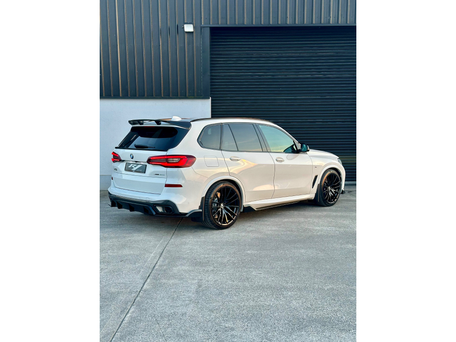 2020 BMW X5 - image 14