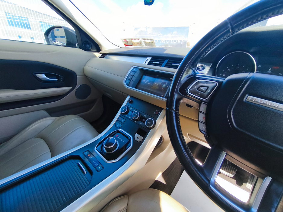 2018 Land Rover Range Rover Evoque - image 14